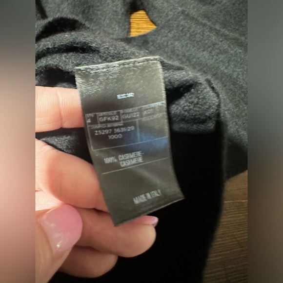 Gucci Black 100% Cashmere Mock Neck Sweater Quiet Luxury Size XS/S - Picture 10 of 11